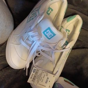 COPY - DC tennis shoes